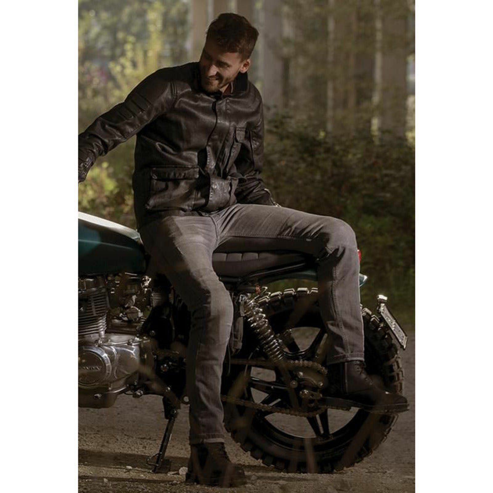 PMJ Legend/Cafe Jean Grey